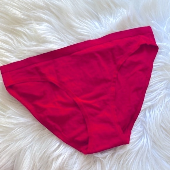 NWOT Victoria’s Secret holiday panty - Picture 2 of 6